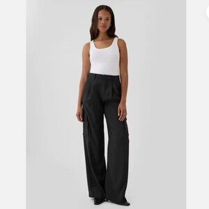 GAP 365 High-Rise Drapey Cargo Pleated Trousers Size 12 TALL Black #517723 RT$90